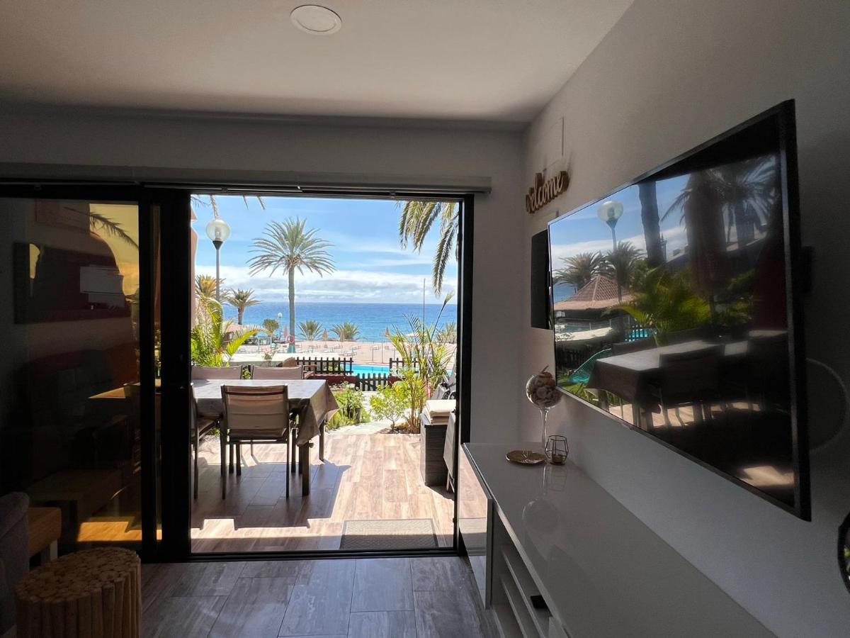 First Beachline Deluxe Apartment With Garden In Sun Club San Bartolomé Exterior foto